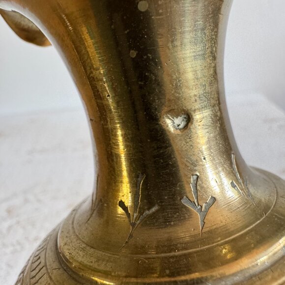 Vintage Brass Vase with Decorative Detailing - Made in India - Picture 7 of 8